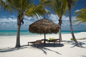 unconventional_tour Beach Umbrellas and loungers PMozambico afrozapping