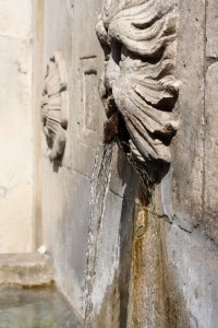 Sulmona fontana del vecchio dettaglio Photo credit Welcome to Sulmona